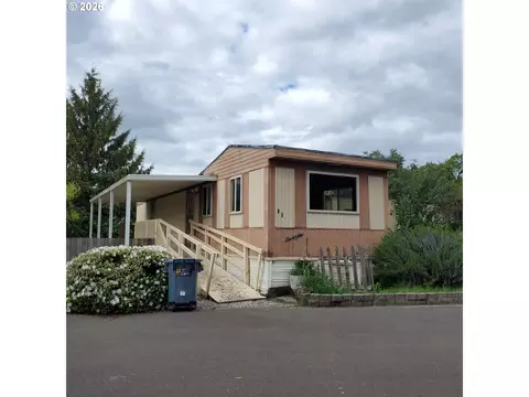3950 Coburg Rd #83, Eugene, OR 97408