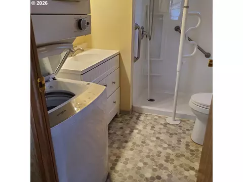 3950 Coburg Rd #83, Eugene, OR 97408 photo 5