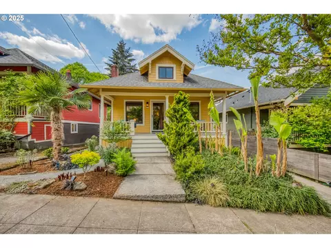 611 SE 54th Ave, Portland, OR 97215
