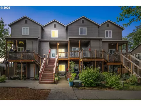 695 SE 197th Ave, Portland, OR 97233
