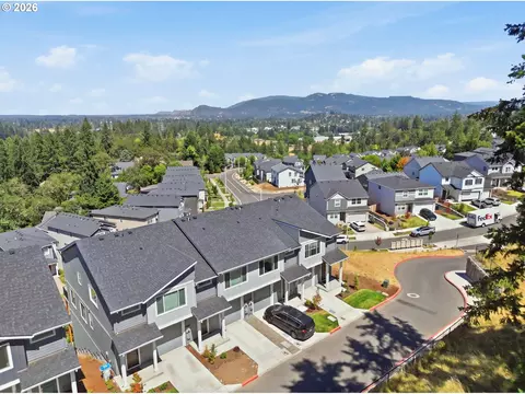 View/Area - 2618 Waterlily Dr, Eugene, OR 97402 photo 1 of 6