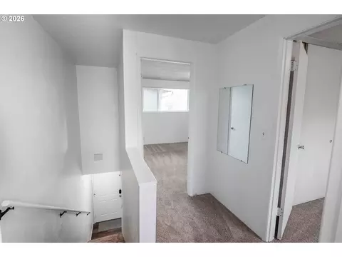 Entry Way - 1931 W 17th Ave #A, Eugene, OR 97402 photo 1 of 1