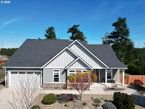 88097 Lake Point Dr, Florence, OR 97439