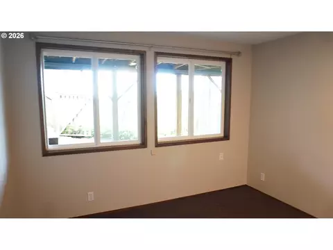 Bedroom - 2025 W 25th Ave, Eugene, OR 97405 photo 4 of 4