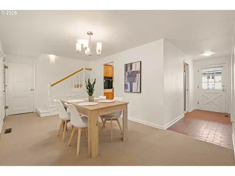 Dining - 1090 E 28th Ave, Eugene, OR 97405 photo 2 of 2