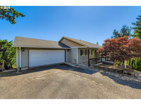 743 SE Forest Glen Rd, Estacada, OR 97023
