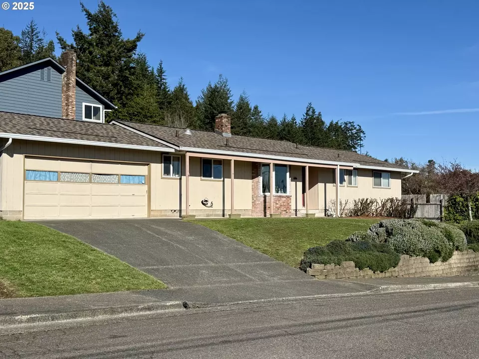 R R Rentals North Bend