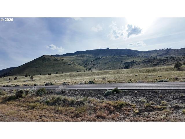 Hwy 31, Summer Lake, OR 97640