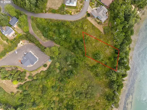 1000 NW Highland Dr Tl 4001, Waldport, OR 97394