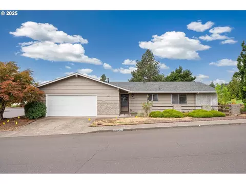 11845 SW Queen Elizabeth St, Portland, OR 97224