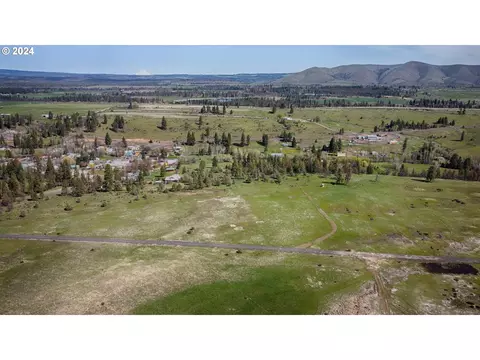 Undisclosed, Wamic, OR 97063 photo 4