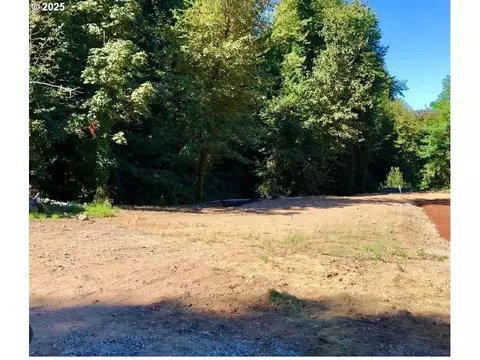 725 SW Moody Ave, Cascade Locks, OR 97014 photo 2