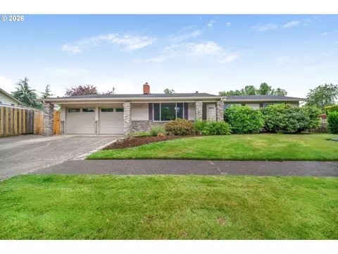 Exterior - 1860 Carmel Ave, Eugene, OR 97401 photo 2 of 11