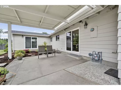 Exterior - 1860 Carmel Ave, Eugene, OR 97401 photo 11 of 11