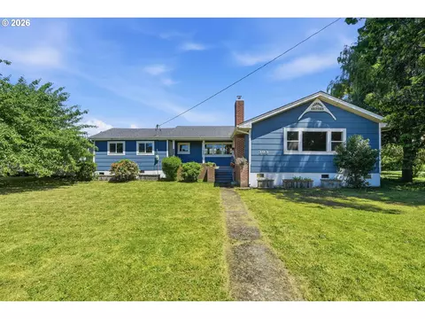 393 Reedsford Rd, Myrtle Point, OR 97458