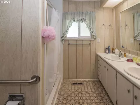 21016 SE Stark St #71, Gresham, OR 97030 photo 17