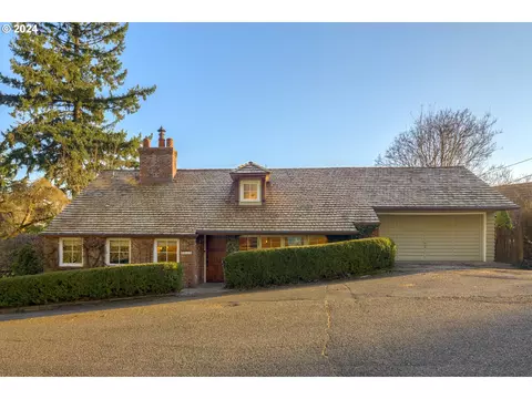 2850 NW Verde Vista Ter, Portland, OR 97210