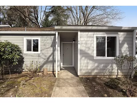 2718 SE 138th Ave #64, Portland, OR 97236