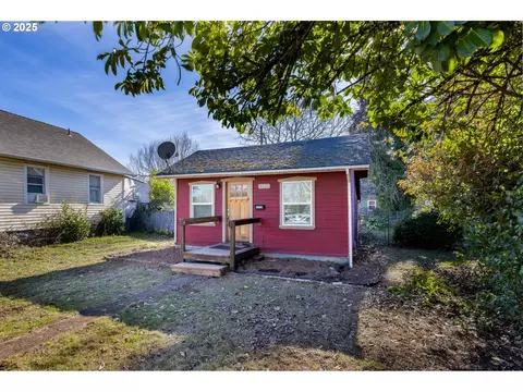 1180 Elm St, Salem, OR 97304