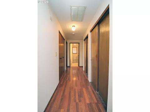 Entry Way - 385 S Cherry Dr, Cornelius, OR 97113 photo 3 of 3