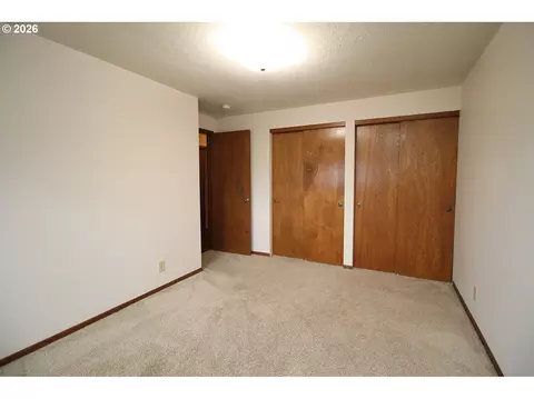 Bedroom - 385 S Cherry Dr, Cornelius, OR 97113 photo 6 of 6