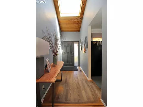 Entry Way - 385 S Cherry Dr, Cornelius, OR 97113 photo 2 of 3