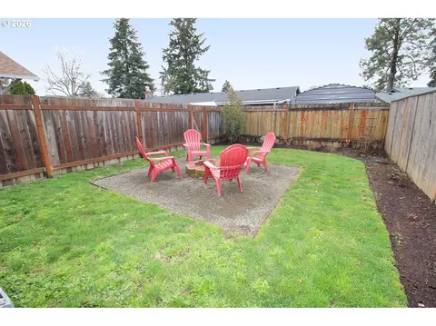 Exterior - 385 S Cherry Dr, Cornelius, OR 97113 photo 5 of 5