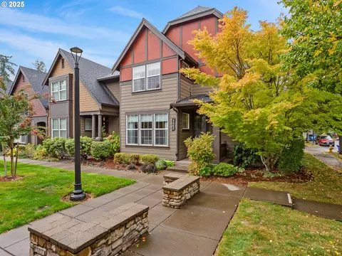 7262 NE Stoneybrook St, Hillsboro, OR 97124