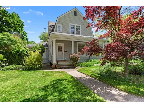 1703 1st St, La Grande, OR 97850