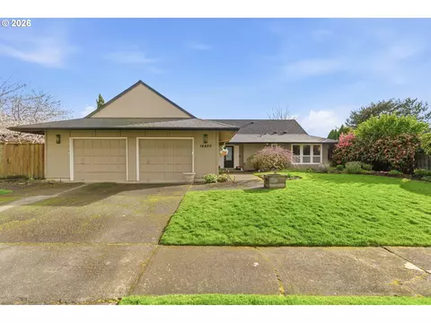 14920 NW Northumbria Ln, Beaverton, OR 97006