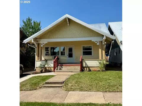 2106 Cedar St, La Grande, OR 97850