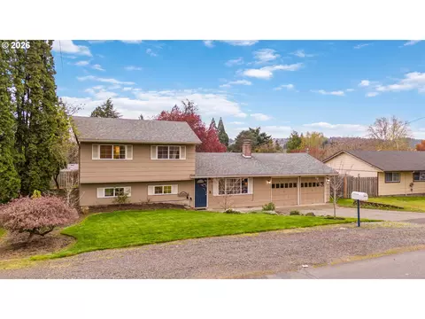 11920 SW North Dakota St, Portland, OR 97223