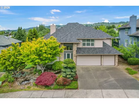 9595 NW Maring Dr, Portland, OR 97229