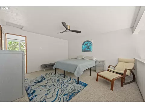 Bedroom - 1551 Fetters Loop, Eugene, OR 97402 photo 1 of 4
