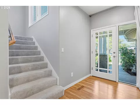Entry Way - 22215 Chelan Loop, West Linn, OR 97068 photo 2 of 3