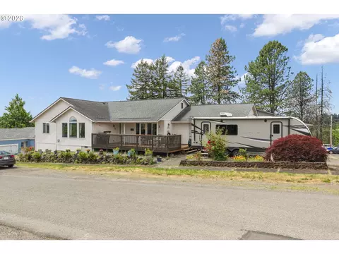 506 Church St, Kelso, WA 98626