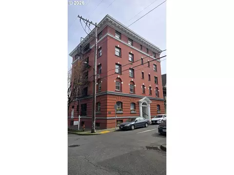 118 NW King Ave #3, Portland, OR 97210