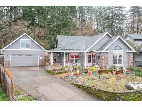 920 Filbert St, Brownsville, OR 97327