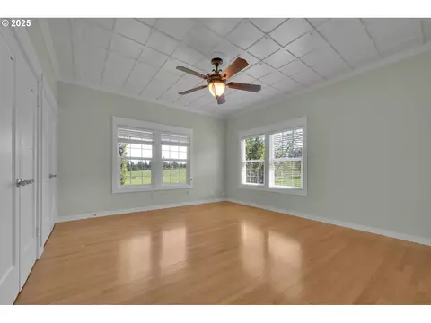 Bedroom - 27730 Erickson Rd, Eugene, OR 97402 photo 1 of 2