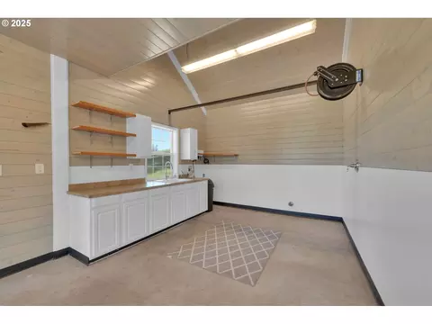Other - 27730 Erickson Rd, Eugene, OR 97402 photo 13 of 15