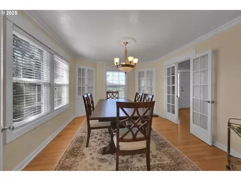 Dining - 27730 Erickson Rd, Eugene, OR 97402 photo 1 of 1