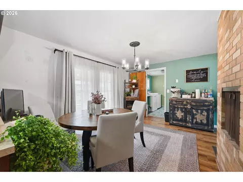 Dining - 1990 W 18th Ave, Eugene, OR 97402 photo 3 of 3