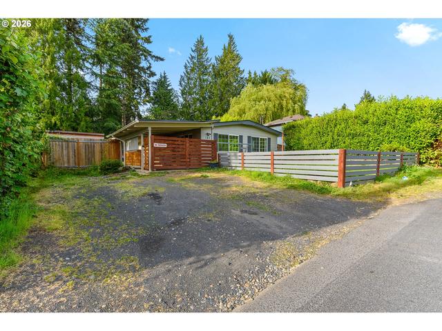 147 Mountain View Dr, Longview, WA 98632