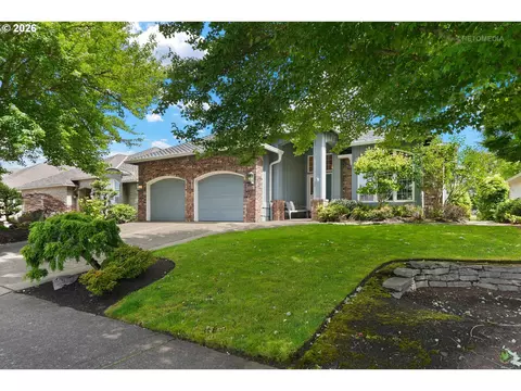 15737 NW Claremont Dr, Portland, OR 97229