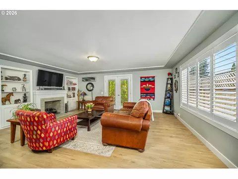 Living - 355 River Loop 2, Eugene, OR 97404 photo 1 of 3