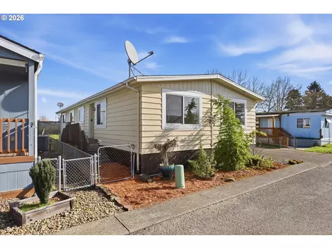 300 SW 7th Ave #97, Battle Ground, WA 98604