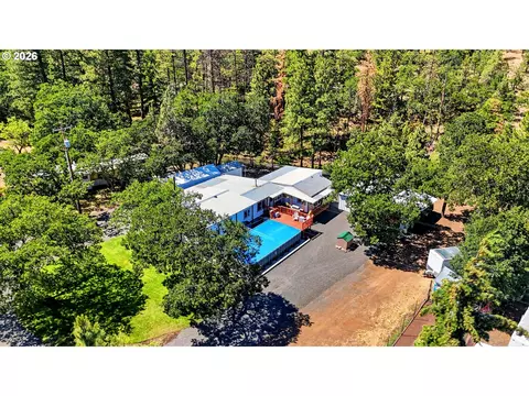 77687 Highway 216, Maupin, OR 97037