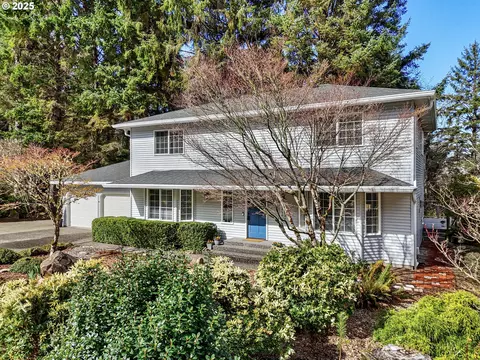 3000 Evergreen Dr, Seaside, OR 97138