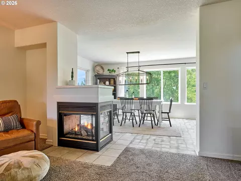 Dining - 30953 S Wright Rd, Molalla, OR 97038 photo 1 of 3