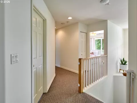 Entry Way - 30953 S Wright Rd, Molalla, OR 97038 photo 3 of 3